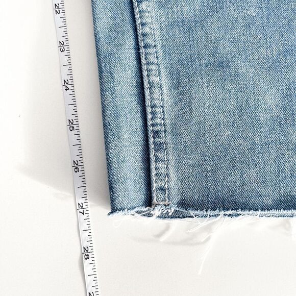 Refuge Denim Womens High Rise Distressed Ripped Raw Hem Mom Jeans Blue Sz 9 NWT - Picture 11 of 11